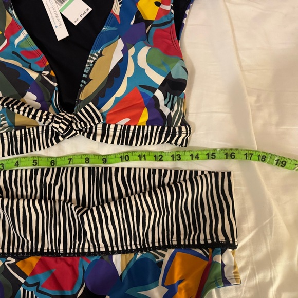 Colorful & FUN Patterned Bikini by BLUE ROD BEATTIE really FLATTERING- zoom in👀 - Picture 3 of 14